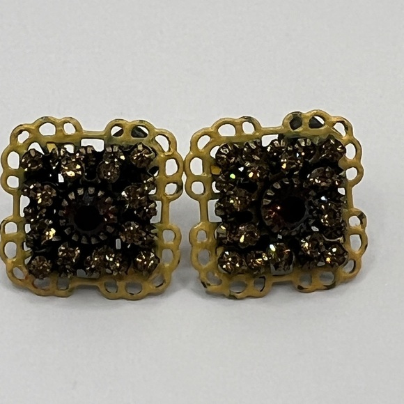 Avon Brown and yellow rhinestones on a Filigree vintage clip on earrings - Picture 1 of 10